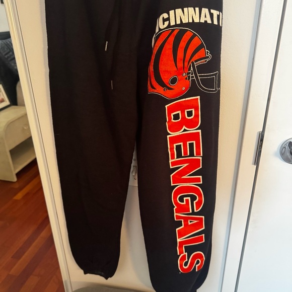 CINCINNATI BENGALS vintage sweatpants - Picture 3 of 4